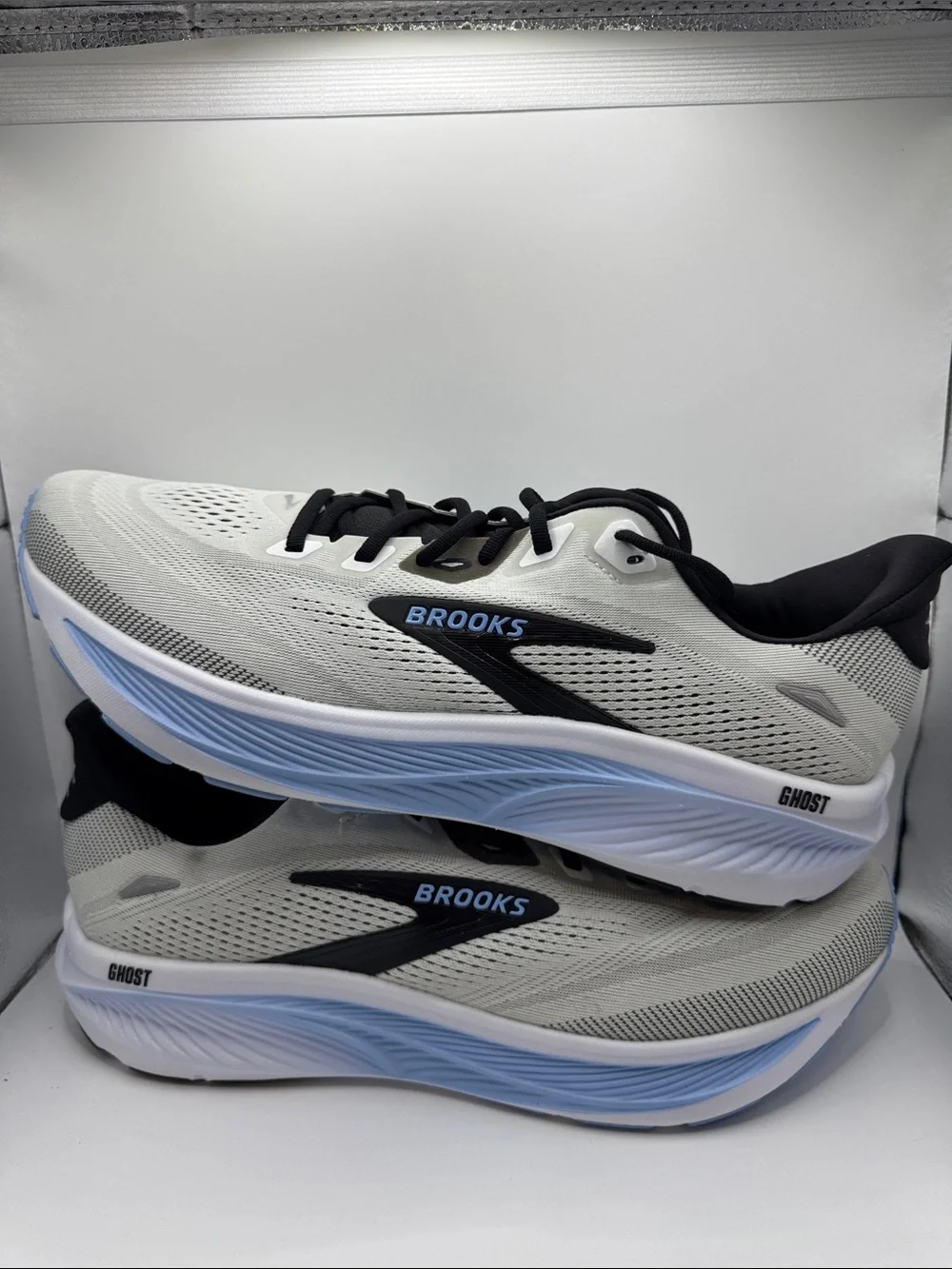Brooks Ghost 18 Men's Running Shoe - White/Black with Blue Logo